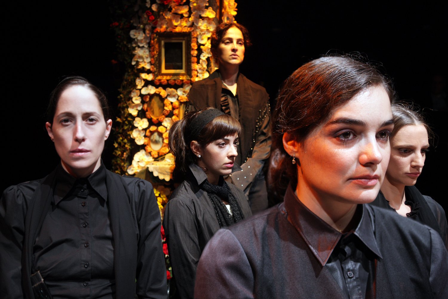 Î¤Î¿ ÏƒÏ€Î¯Ï„Î¹ Ï„Î·Ï‚ ÎœÏ€ÎµÏÎ½Î¬ÏÎ½Ï„Î± Î†Î»Î¼Ï€Î± - Î˜Î­Î±Ï„ÏÎ¿ ÎŸÎ´Î¿Ï ÎšÎµÏ†Î±Î»Î»Î·Î½Î¯Î±Ï‚